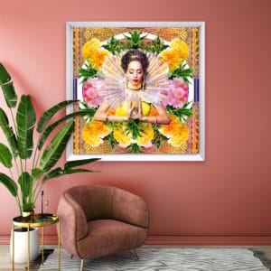 décoration d'intérieur rose tableau artiste déco portrait femme fleurs déesse au cristal